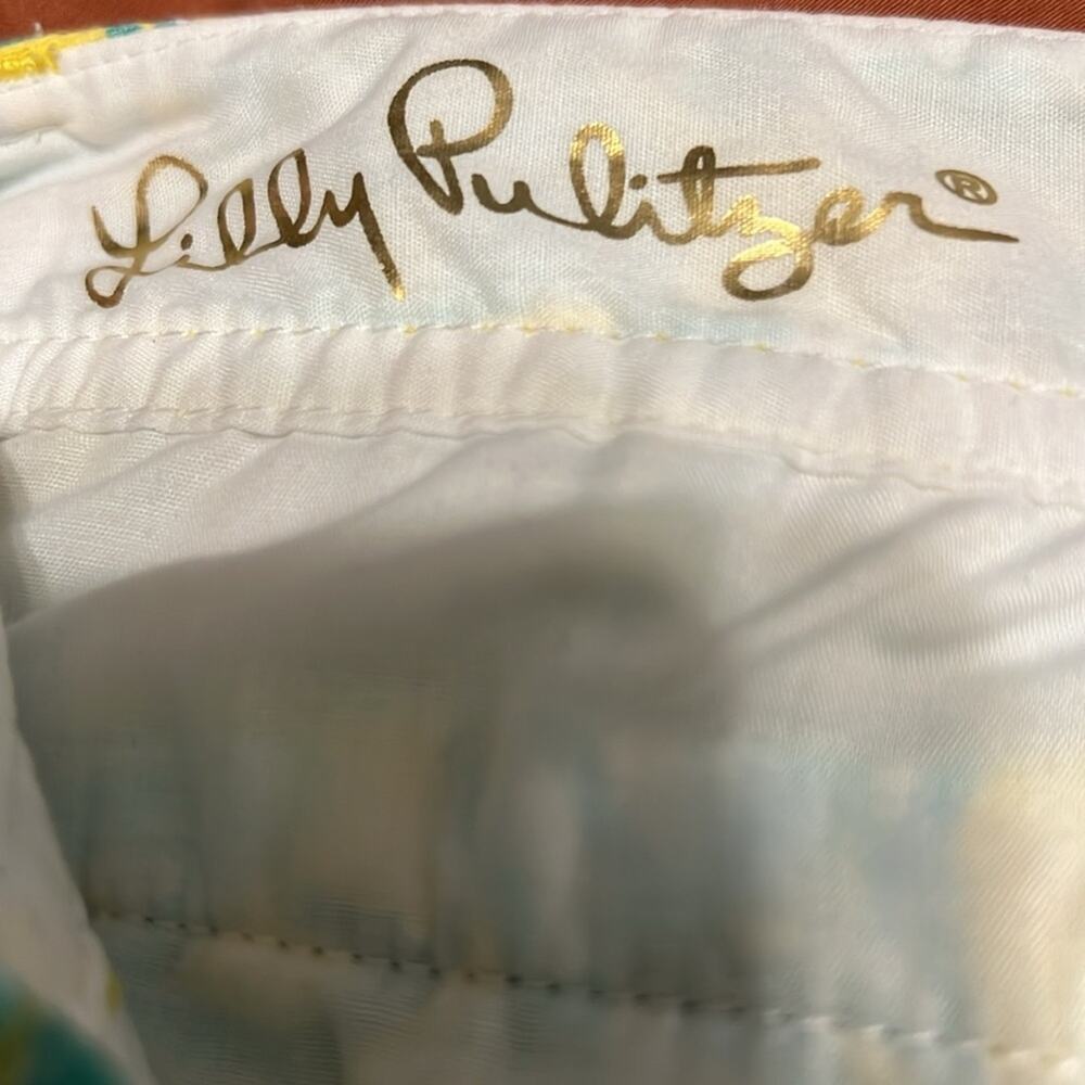 Lilly Pulitzer “Callahan short” *rare* dandelion yellow beach gypsies . Size 0 - Picture 8 of 8